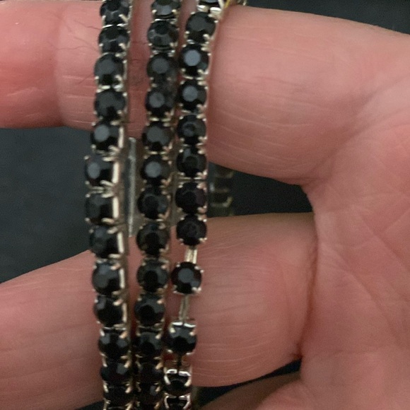 Vintage Set of 6 Various Black Onyx expandable bracelets - Picture 7 of 7